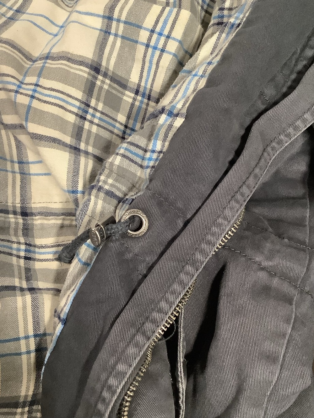 Aeropostale Women’s Dark Gray Zip/Button Up Blue/Gray Plaid inside Hooded Jacket - Picture 8 of 14